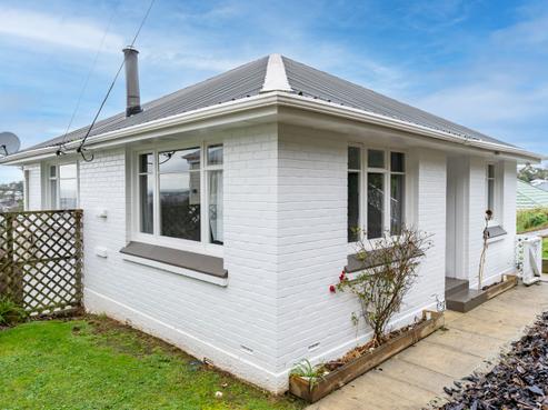 62 Lindsay Road, Balaclava