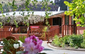 Lake Roxburgh Lodge FHGC For Sale