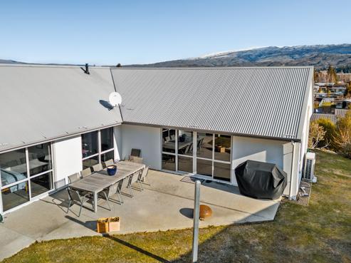 8 Attfield Close, Clyde