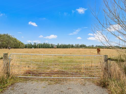 78 Bruces Road, Sefton