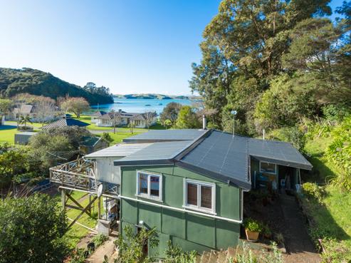 13 Anzac Road, Waiheke Island