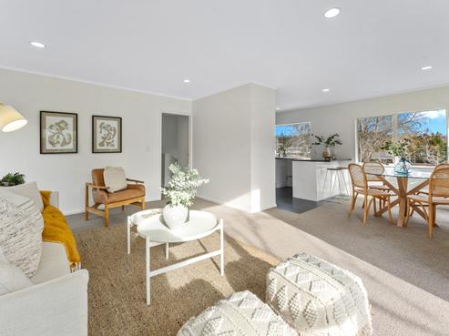 2/142 Archers Road, Glenfield