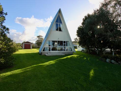 152 Cook Drive, Whitianga