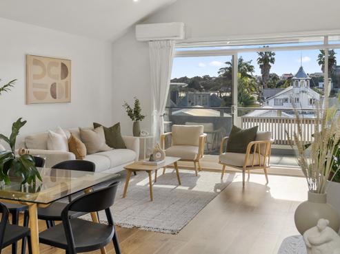 12/2 Queens Parade, Devonport