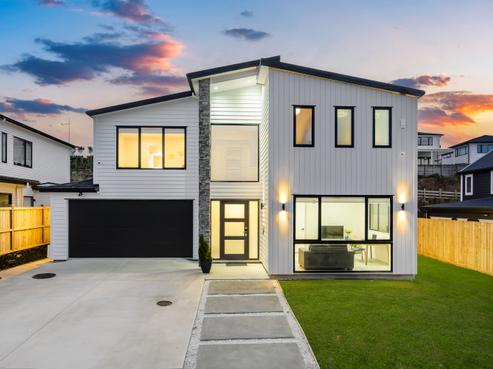 12 Hopetea Street, Long Bay