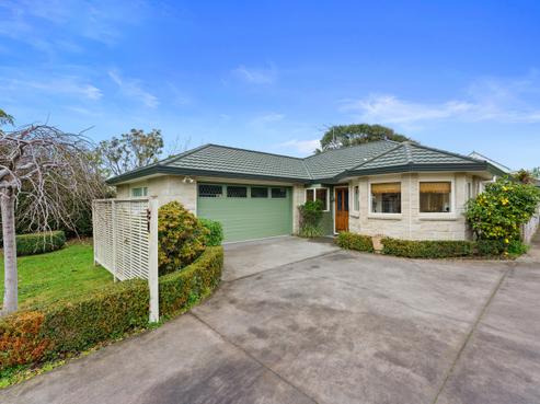 31 Rosebank Grove, Waikanae