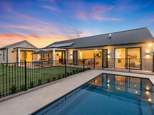 9 Awanui Crescent, Matakana