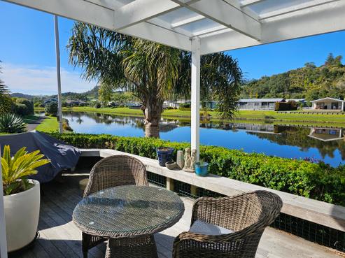 7 Scott Drive, Cooks Beach