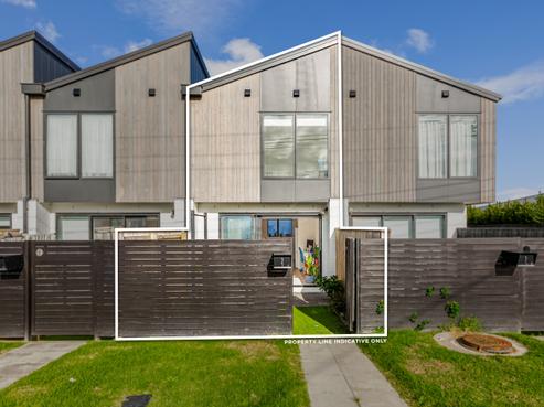 2/12 Tawa Road, Te Atatu Peninsula
