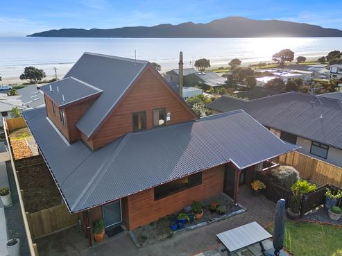 128 Seaview Road, Paraparaumu Beach