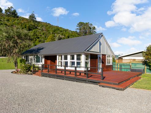 99 Akatarawa Road, Birchville