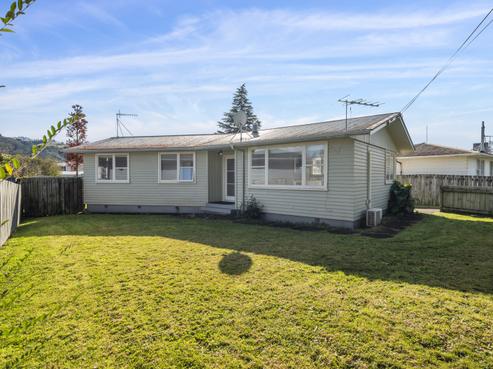113 Sunset Road, Mangakakahi