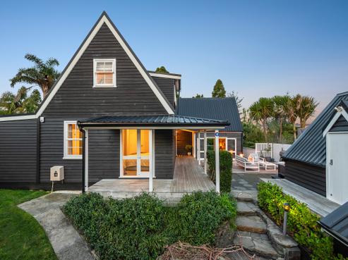 64 Park Hill Road, Birkenhead