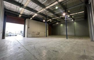 CBRE | Modern Warehouse, Good to Go