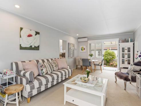 2/62 Browns Bay Road, Rothesay Bay