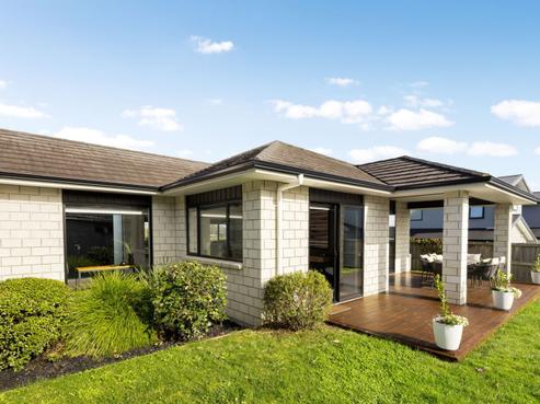 4 Jennian Avenue, Rototuna North