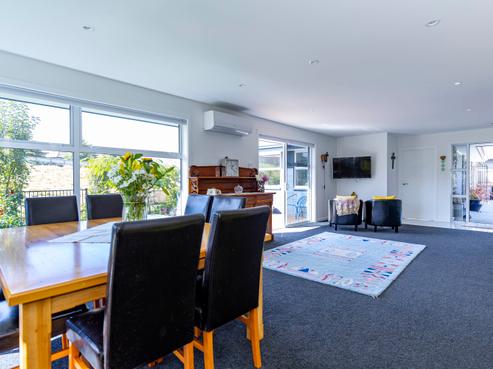 1A Grosvenor Grange, Gleniti
