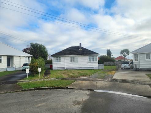 38 Goldsmith Crescent, Levin