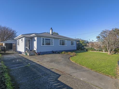 18 Hammond Street, Bulls