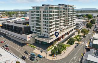 Spectacular retail or hospitality for lease