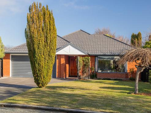 8 Mull Place, Broomfield