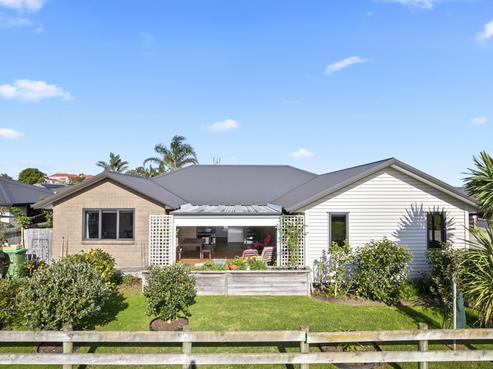 8 Modello Lane, Waiuku
