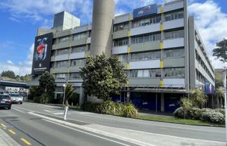 Modern Offices with Great Fitout