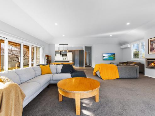 4 Lantern Way, Clyde