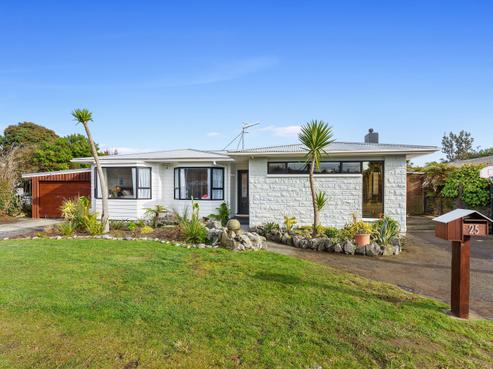 25 Hillcrest Road, Raumati South