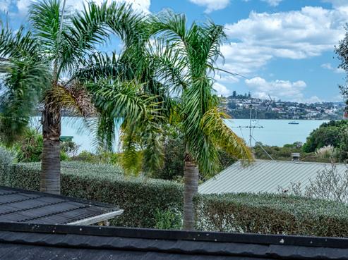 12 Davita Place, Farm Cove