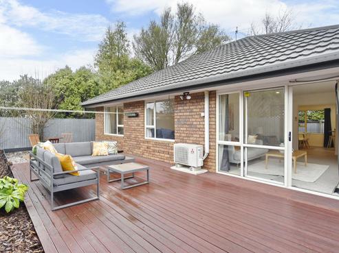 2/47 Jocelyn Street, Casebrook