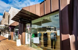 Iconic Frontage - Prestigious Location