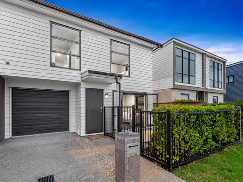 79 Andrew Jack Road, Silverdale