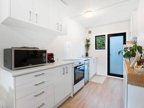 4/767 Beach Road, Browns Bay