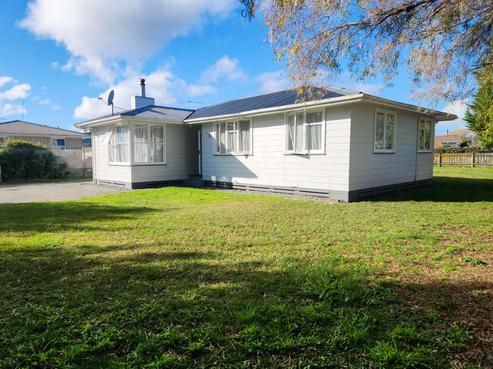 36 Lytton Road, Riverdale