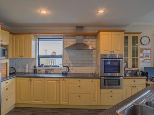 14 Hartley Crescent, Marchwiel