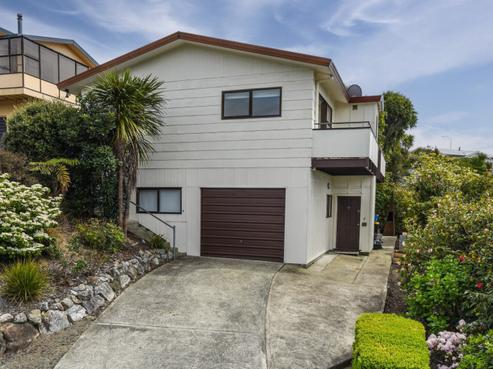 16A Britannia Heights, Stepneyville