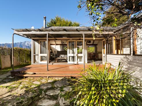 165B Fernhill Road, Fernhill/Sunshine Bay