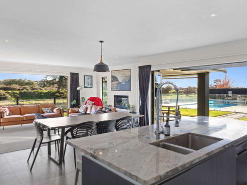 9 Doncaster Court, Awapuni