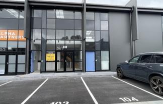 Mt Wellington Warehouse unit