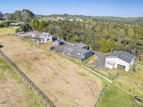 236 Wishart Road, Helensville