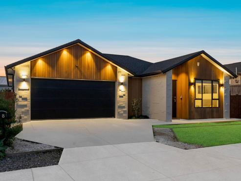 8 Holcroft Street, Papakura