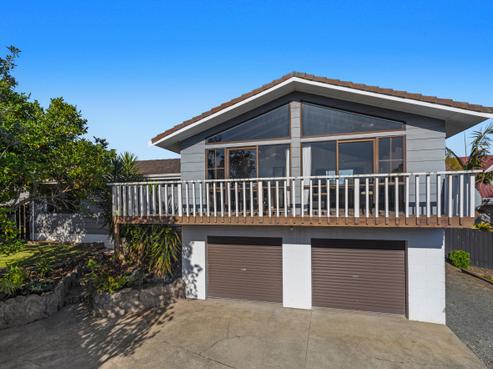 5 The Glebe, Coastlands