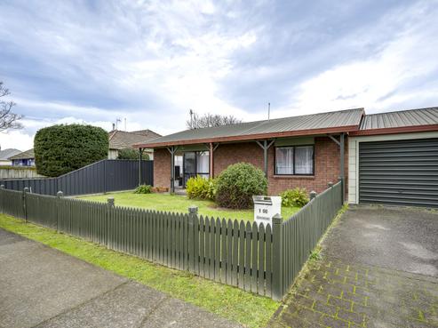 1/90 Nuffield Avenue, Marewa