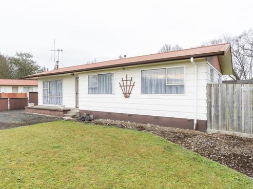 403 Kahikatea Drive, Dinsdale