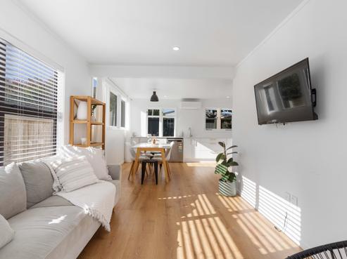 204 Hetherington Road, Whangamata