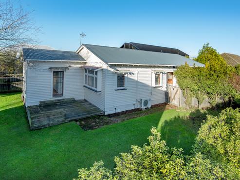 572 Madras Street, Saint Albans