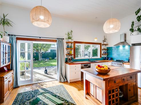 16 Owen Street, Napier South
