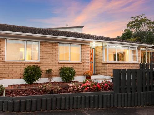 3/10 May Avenue, Te Atatu South