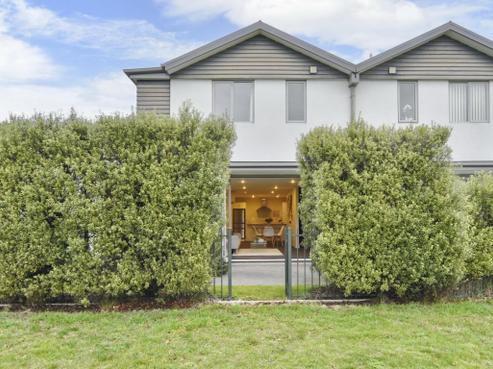 41D Mcmahon Drive, Aidanfield